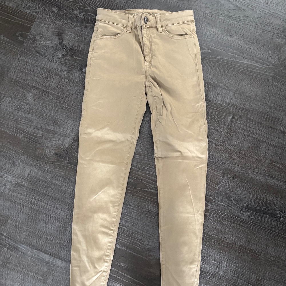 American Eagle size 0 (Short) Khakis